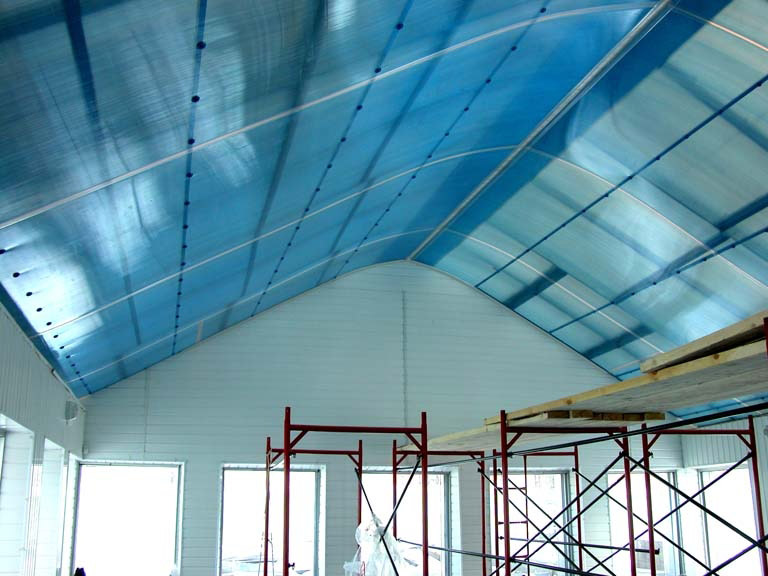 подвесной потолок из поликарбоната